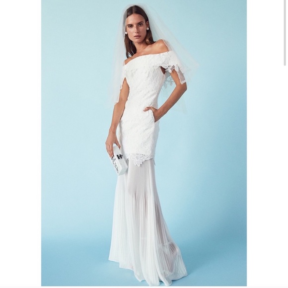 Self-Portrait Dresses & Skirts - Nwt Self Portrait white lace off the shoulder dres